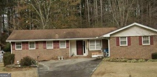 4393 Hale Place Lilburn