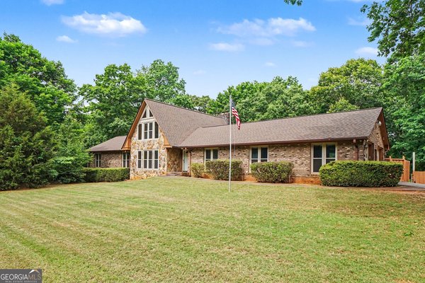 3135 Heritage Crossing Drive, Buford