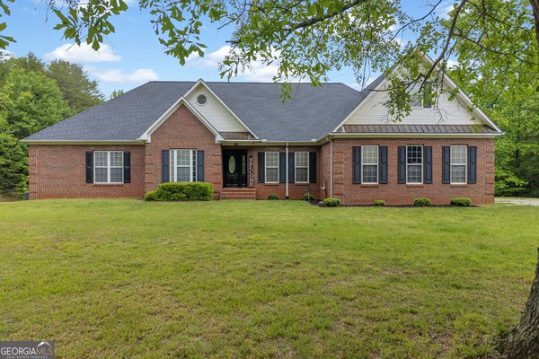 143 Pace Road, Toccoa