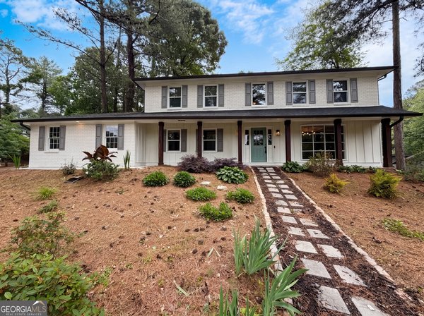 1772 Huntingford Drive, Marietta