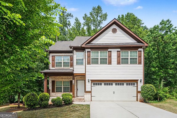 825 Sassafras Lane, Hoschton
