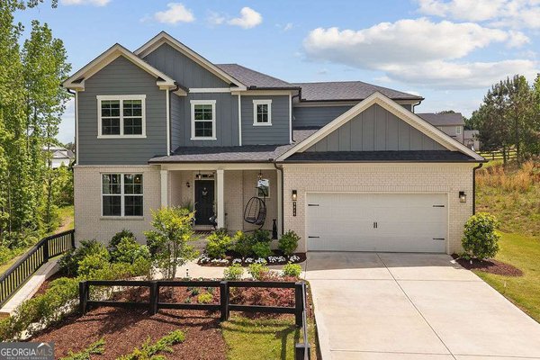 main picture of 3849 Amicus Drive, Buford