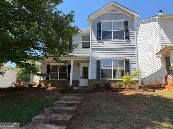 140 Stillwood Drive, Newnan