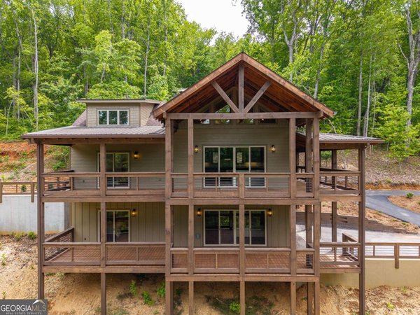 148 Virginia Drive, Blue Ridge