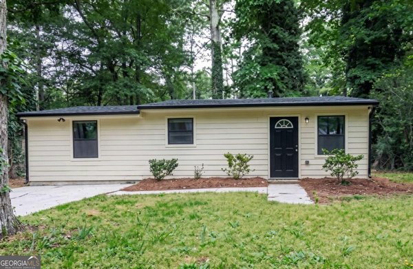 3283 Pebble Drive, Atlanta