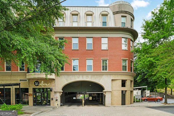 560 Dutch Valley Road, Atlanta