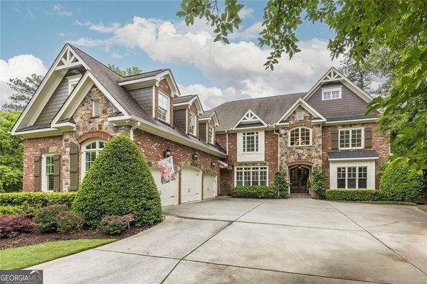 5284 Vernon Springs Trail, Sandy Springs