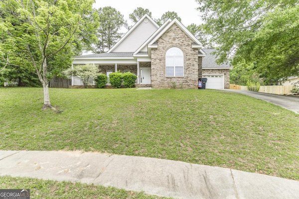211 Cade Terrace, Warner Robins