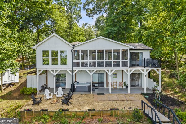 214 Sugar Cane Drive, Hartwell