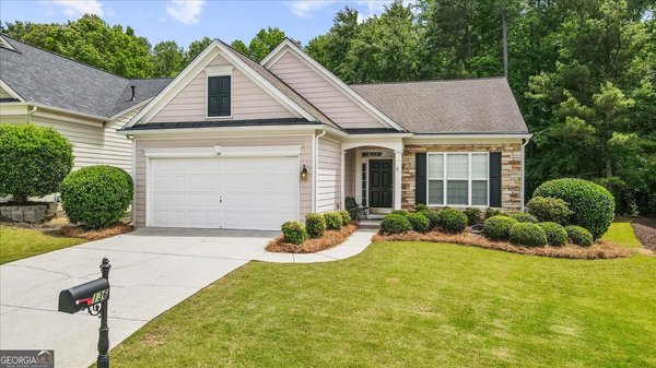 136 Churchcliff Drive, Woodstock