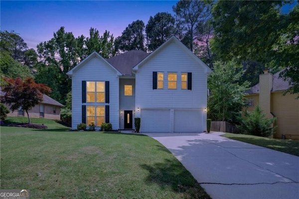 371 Shyrewood Drive, Lawrenceville