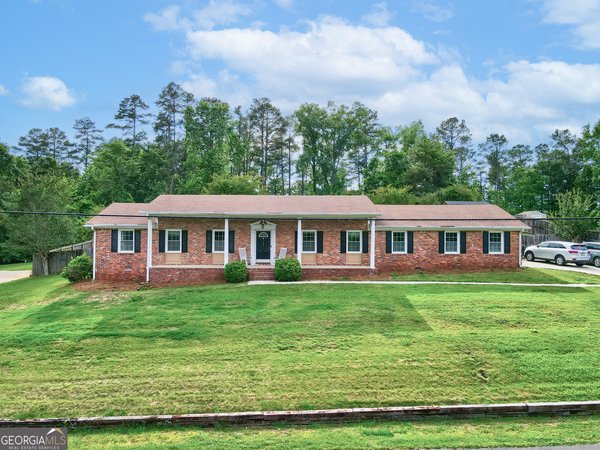 34 Wellington Way, Rome
