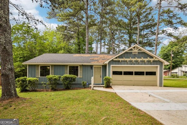 621 Maple Drive Riverdale