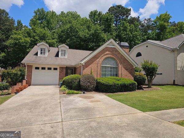 165 Stratford Way Fayetteville