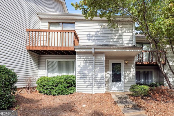 6 Fairway Drive Kennesaw