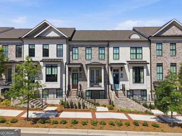 520 Fisher Drive Alpharetta