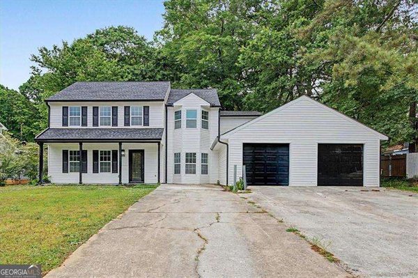 609 Woodknoll Court Jonesboro