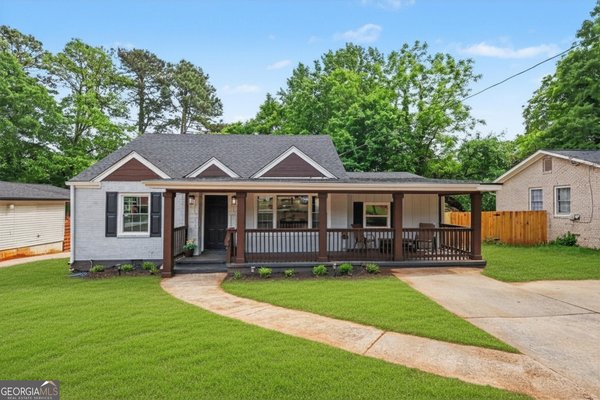 2847 Long Way, Decatur