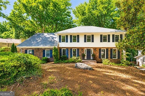 1820 Branch Valley Drive, Roswell