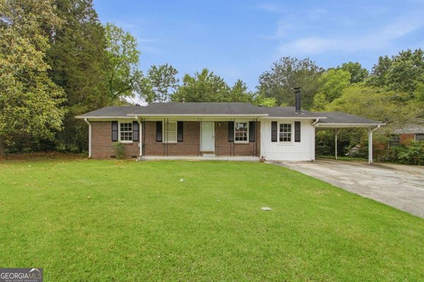 207 Oldenburg Drive Riverdale