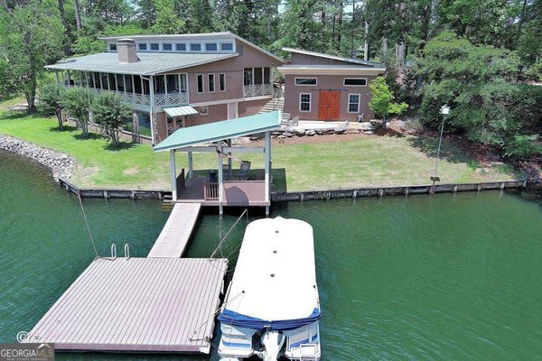 881 Boat Club Road, Hamilton