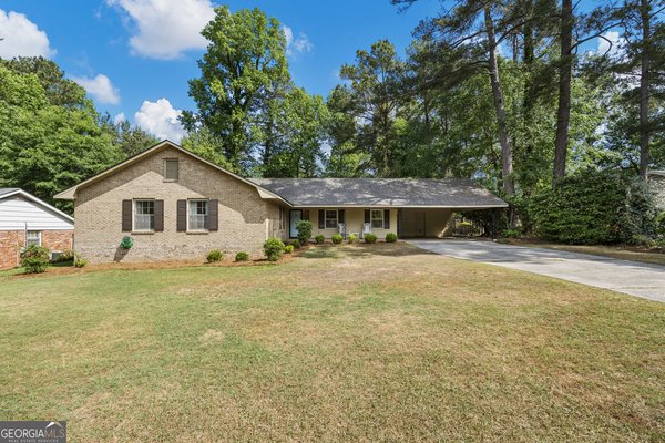 3903 Gray Fox Drive Columbus