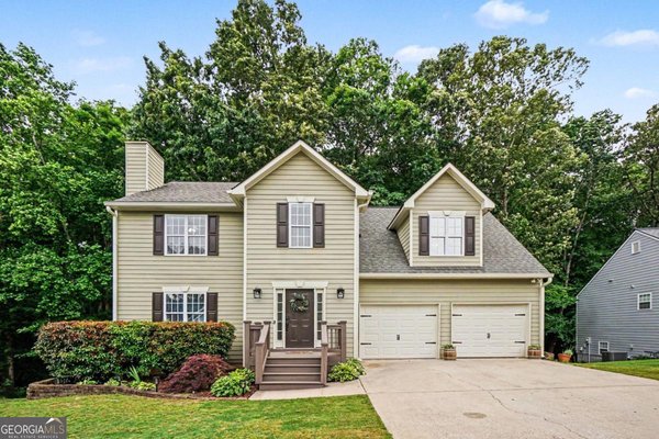 3053 Lexington Avenue, Woodstock