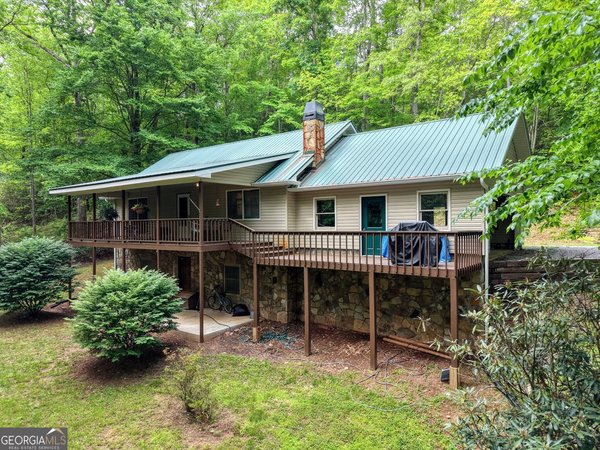 1568 Carlvin Road Hiawassee