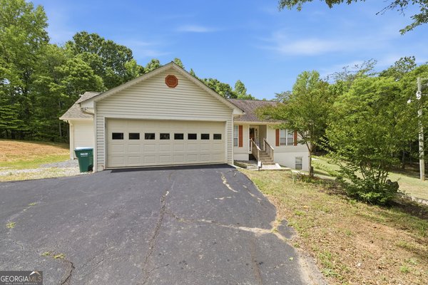 949 Smallwood Drive Commerce