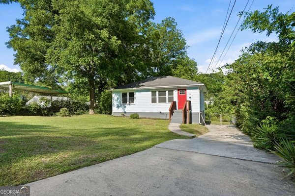 320 Camfield Court, Atlanta