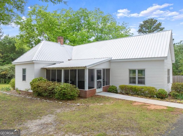1519 New Hope Church Road Loganville