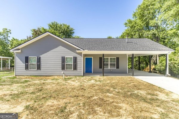 1648 Hurley Circle Macon