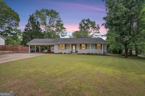 804 Whitehall Drive, Lawrenceville