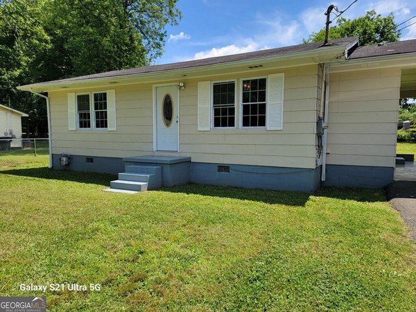 490 Scoggins Street Summerville