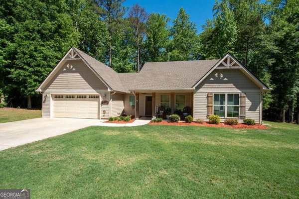 129 Wellington Drive, Lagrange