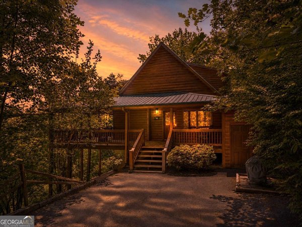 161 Huntington Way, Blue Ridge