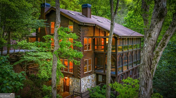 4396 Highway 382 Ellijay