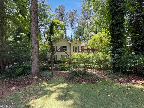 2623 Wellington Drive Marietta