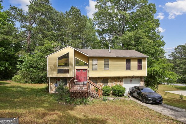 6930 Smoke Ridge Drive, Fairburn