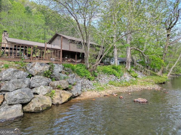 1908 Riverside Drive Hiawassee