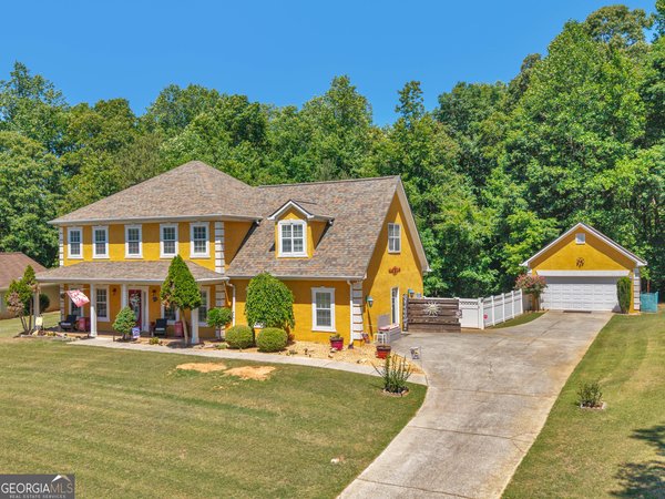 225 Lofty Eagle Lane Fayetteville