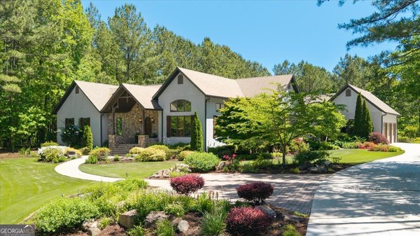 7444 Post Road Winston