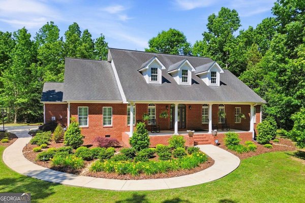 310 Gaines Road, Dalton