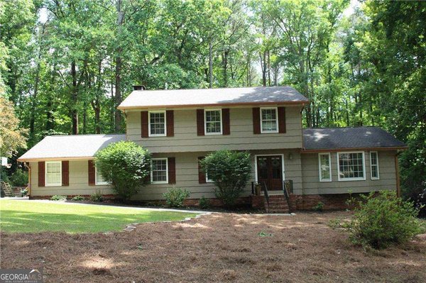 4989 Mountclaire Road, Stone Mountain