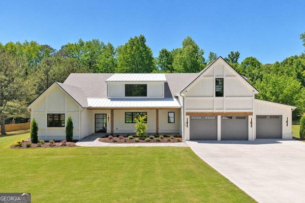 1452 Rucker Circle, Woodstock