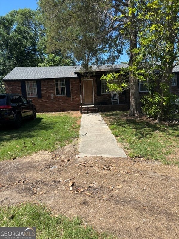 210 CEDAR Street, Claxton