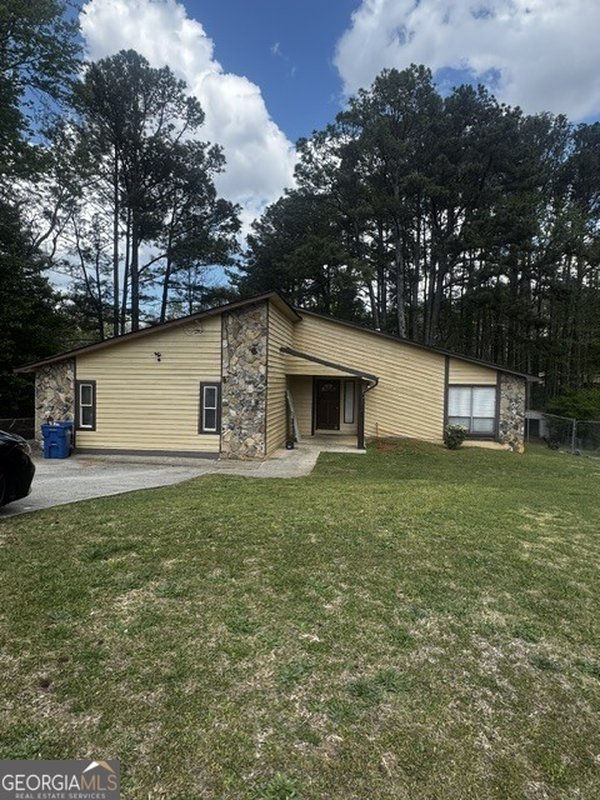 6180 Beethoven Circle Riverdale