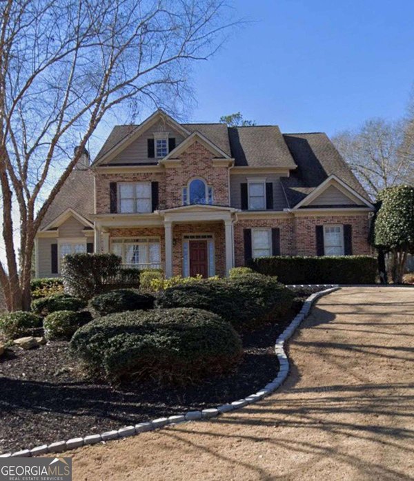 905 Misty Wood Lane, Suwanee