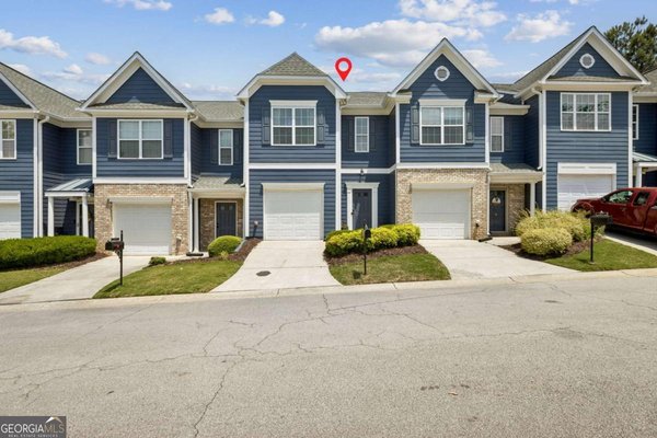 6608 Splashwater Drive, Flowery Branch