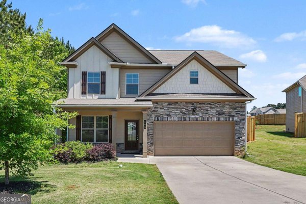 105 Mcentyre Court Calhoun